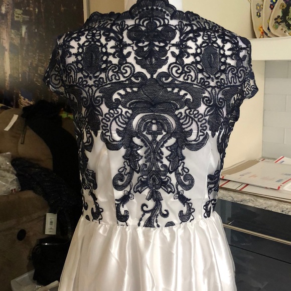 Navy Lace layered scalloped accents midi - Picture 6 of 8